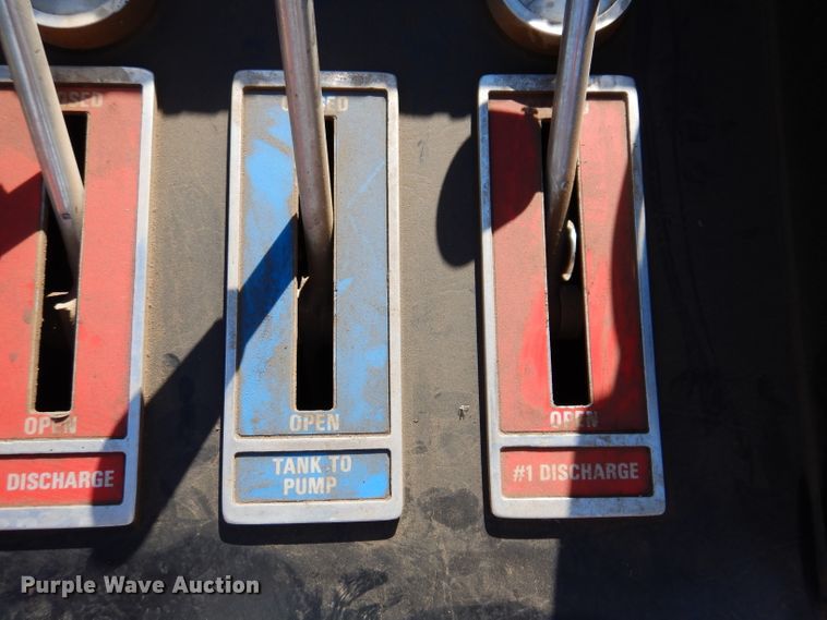 image for item IQ9641 1989 Chevrolet C70  pumper fire truck