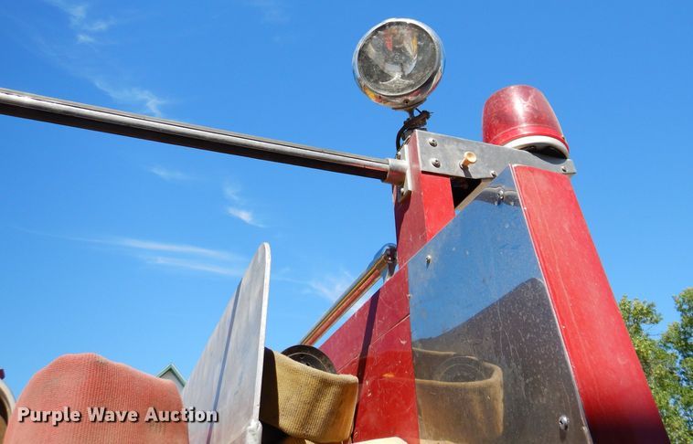 image for item IQ9641 1989 Chevrolet C70  pumper fire truck