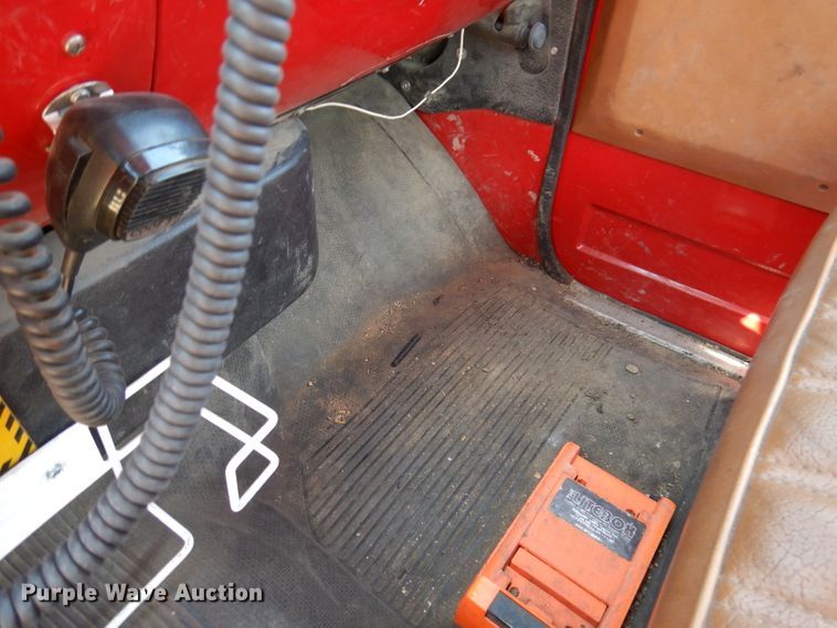 image for item IQ9641 1989 Chevrolet C70  pumper fire truck