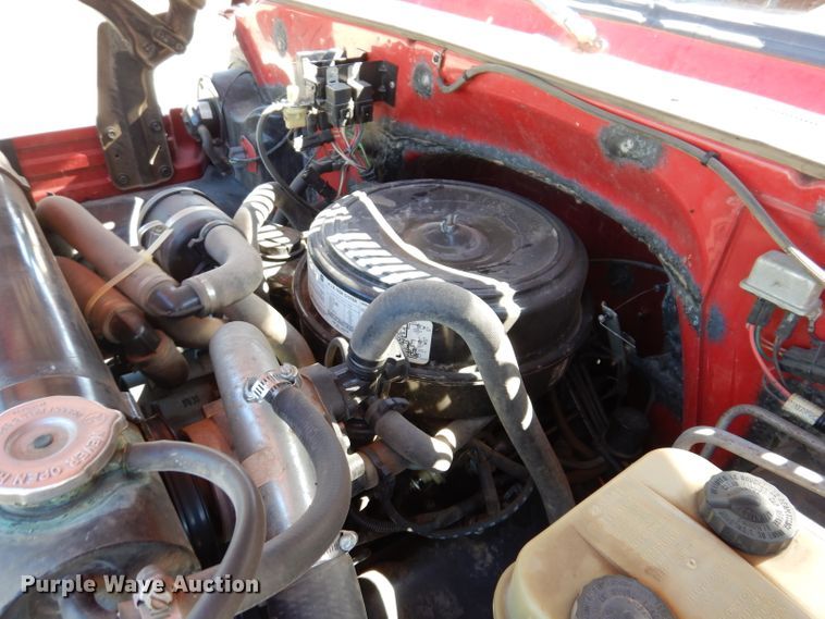 image for item IQ9641 1989 Chevrolet C70  pumper fire truck