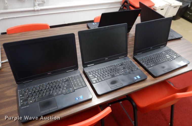 image for item IQ9676 (5) Dell Latitude E5540 laptops