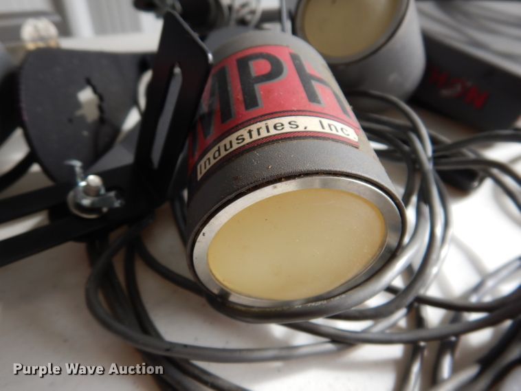 image for item IQ9678 Automotive parts