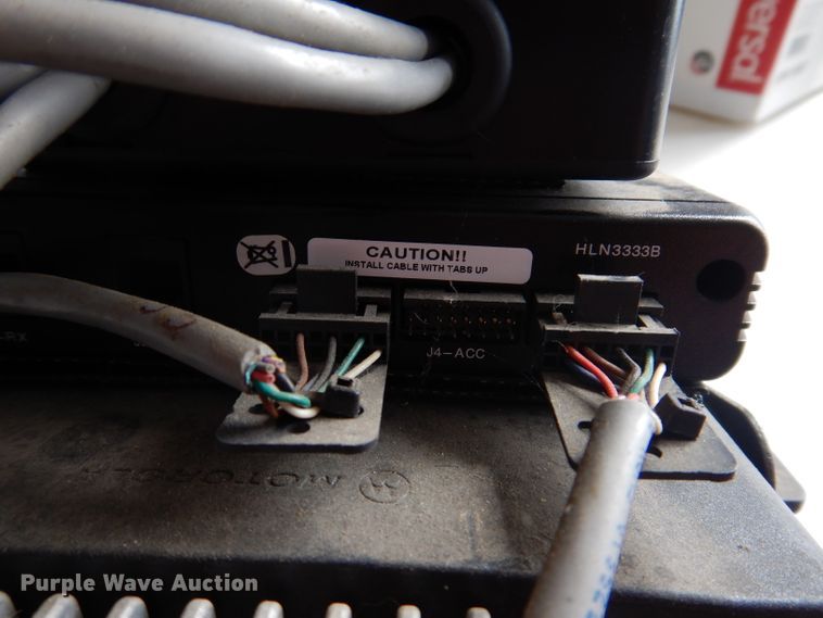 image for item IQ9679 Motorola  radios