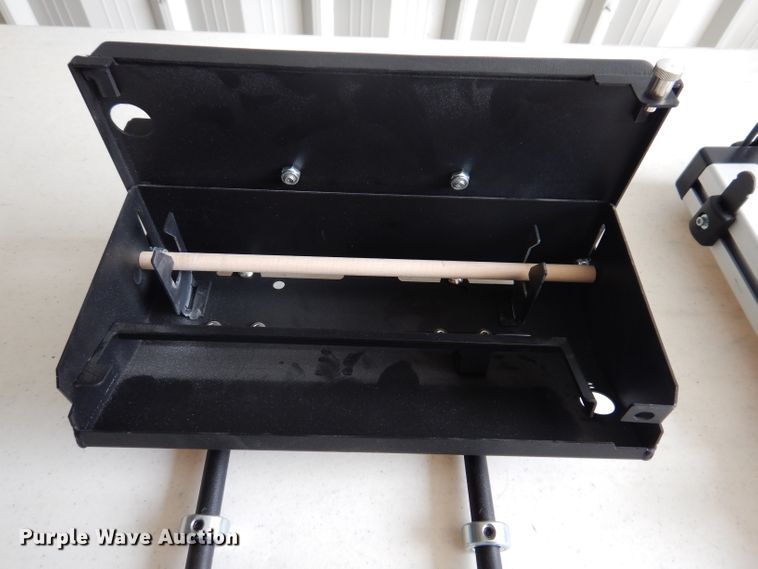 image for item IQ9682 Automotive accessories