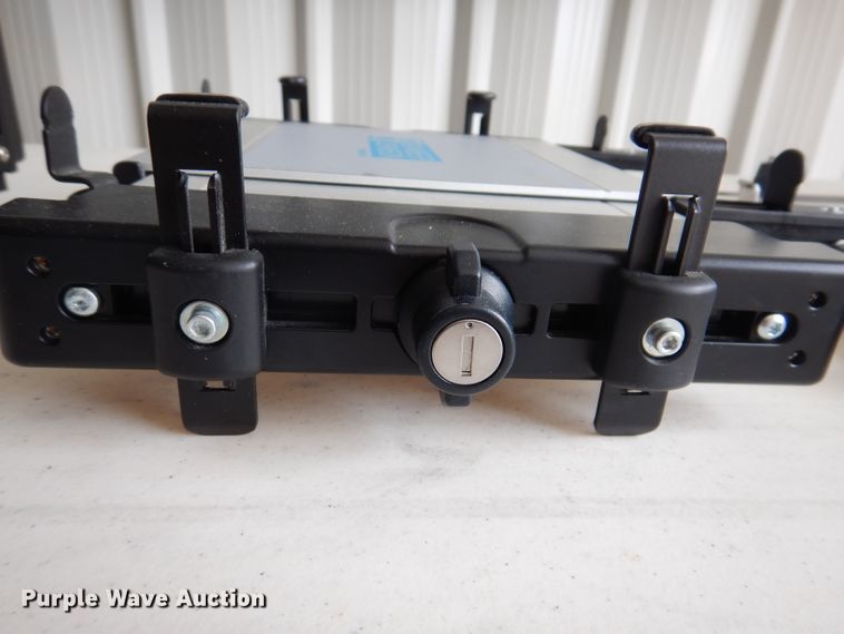 image for item IQ9682 Automotive accessories