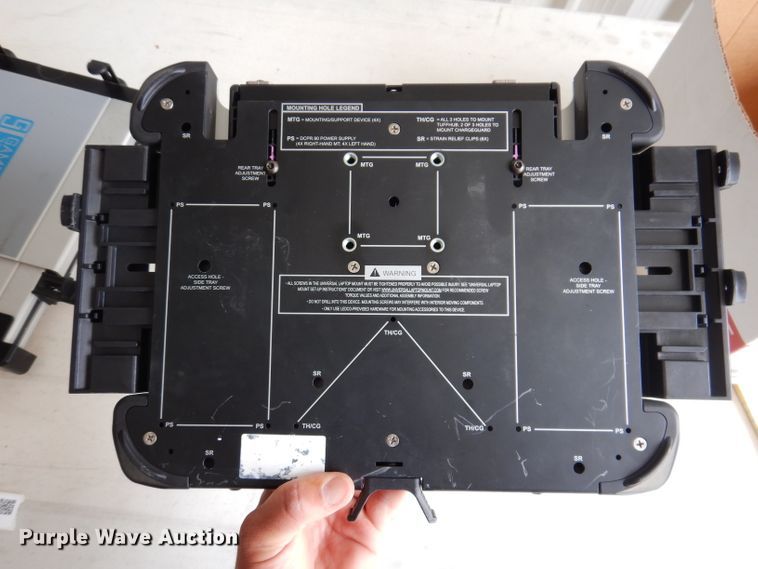 image for item IQ9682 Automotive accessories