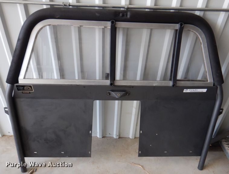 image for item IQ9684 Seminar  vehicle cage divider