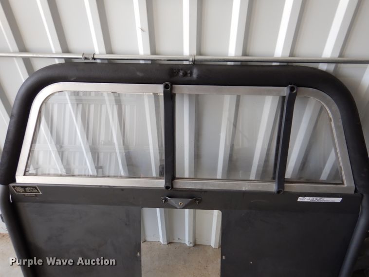 image for item IQ9684 Seminar  vehicle cage divider