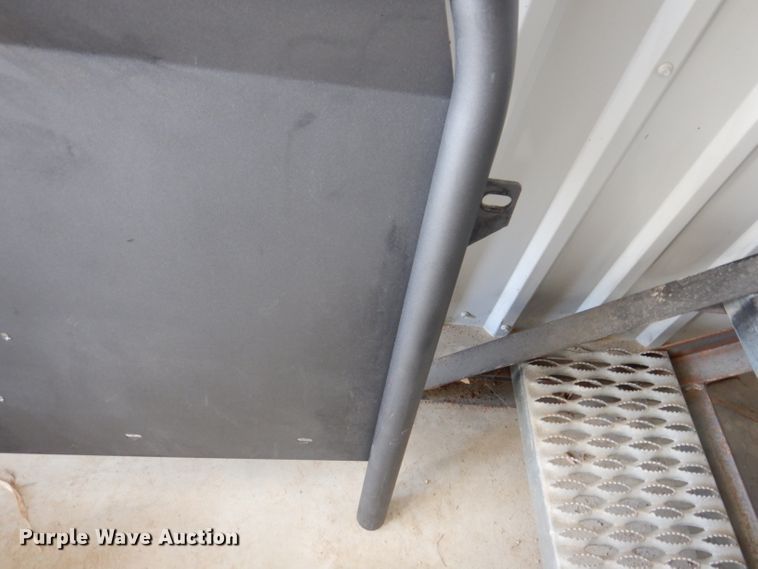 image for item IQ9684 Seminar  vehicle cage divider