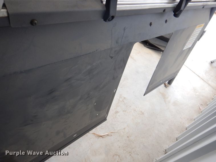 image for item IQ9684 Seminar  vehicle cage divider