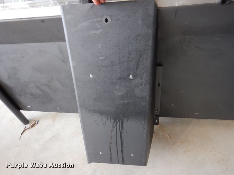 image for item IQ9684 Seminar  vehicle cage divider