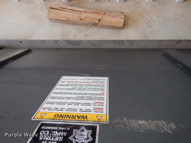 image for item IQ9684 Seminar  vehicle cage divider