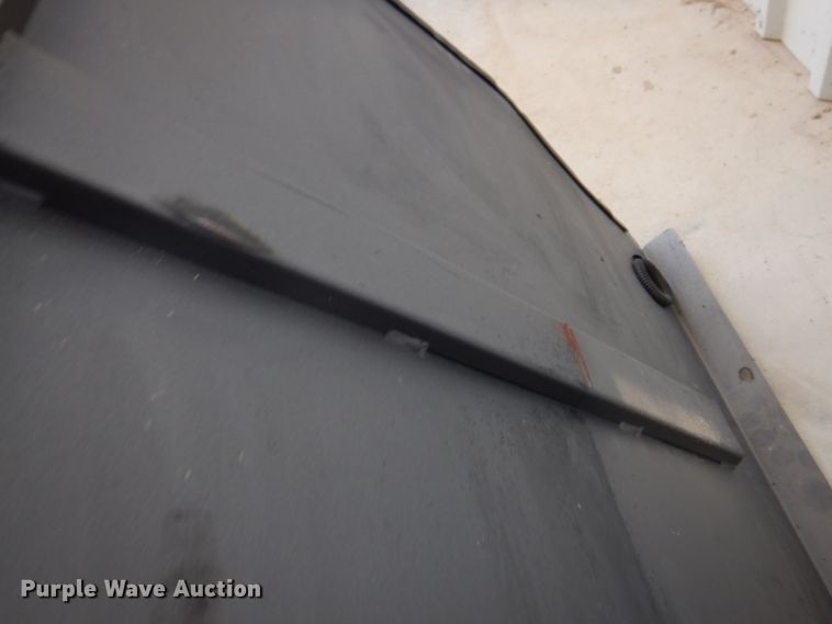 image for item IQ9684 Seminar  vehicle cage divider