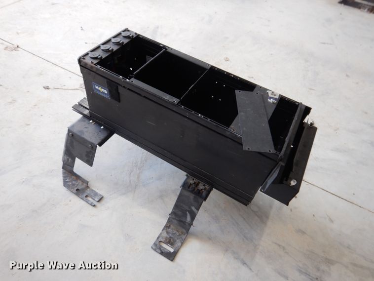 image for item IQ9684 Seminar  vehicle cage divider