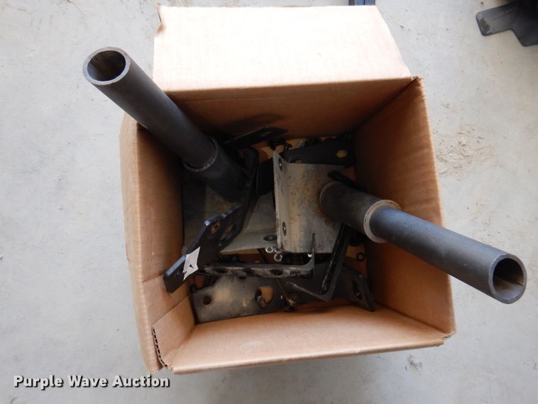 image for item IQ9684 Seminar  vehicle cage divider