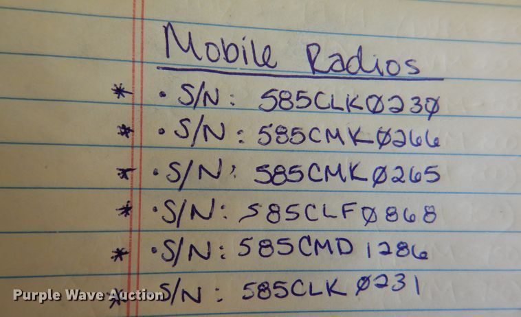 image for item IQ9685 (7) Motorola radios
