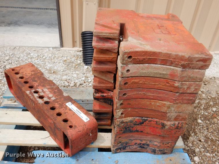 image for item IQ9689 (11) International 100 lbs suitcase weights