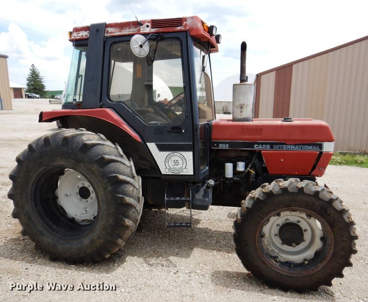 image for item IQ9690 1994 Case IH 895  MFWD tractor