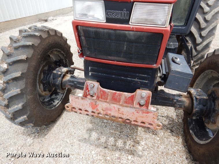 image for item IQ9690 1994 Case IH 895  MFWD tractor
