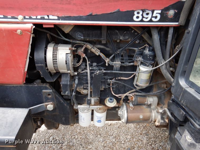 image for item IQ9690 1994 Case IH 895  MFWD tractor
