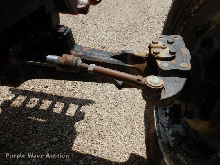 image for item IQ9690 1994 Case IH 895  MFWD tractor