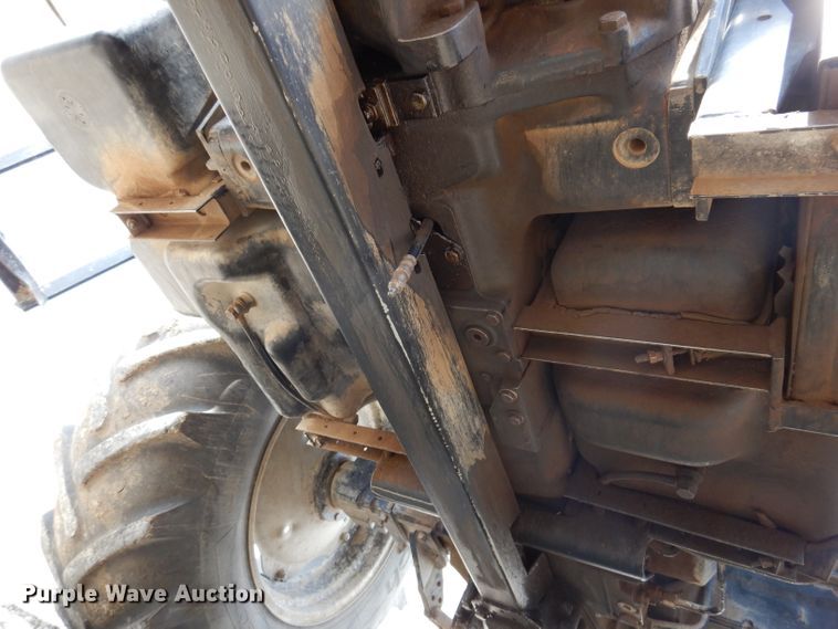 image for item IQ9690 1994 Case IH 895  MFWD tractor