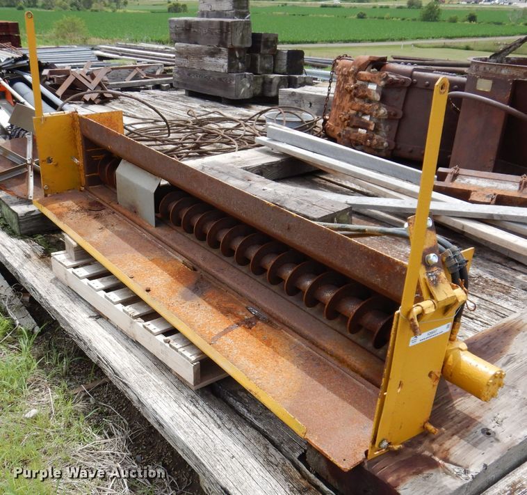 image for item IQ9697 Henderson 96X6XDD end gate spreader