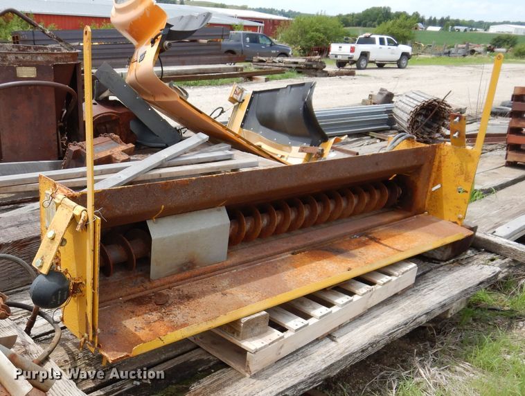 image for item IQ9697 Henderson 96X6XDD end gate spreader