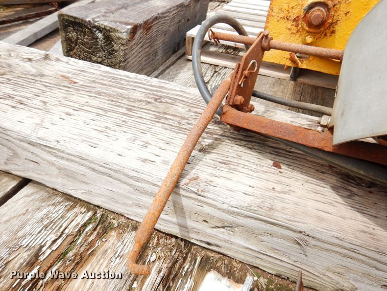 image for item IQ9697 Henderson 96X6XDD end gate spreader