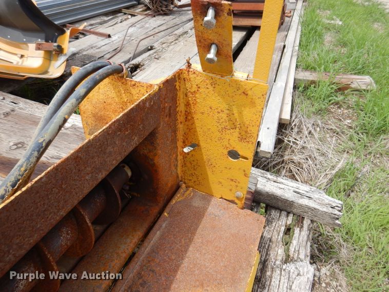 image for item IQ9697 Henderson 96X6XDD end gate spreader