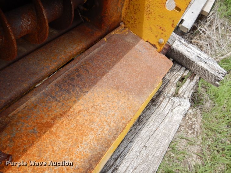 image for item IQ9697 Henderson 96X6XDD end gate spreader