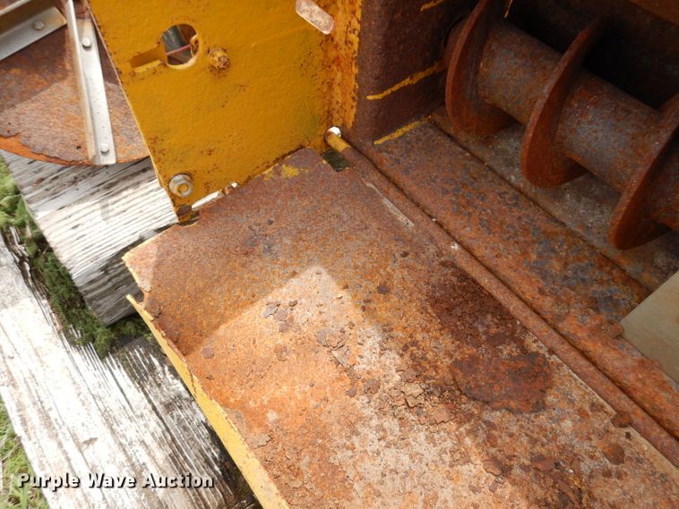 image for item IQ9697 Henderson 96X6XDD end gate spreader