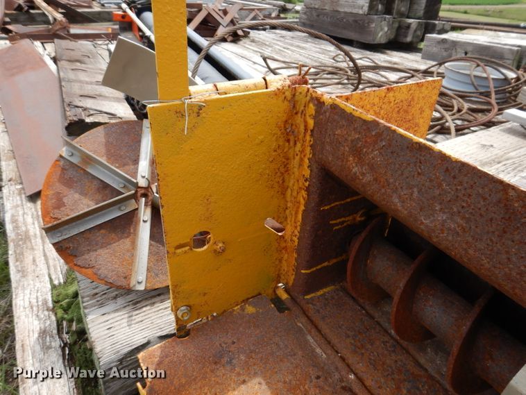 image for item IQ9697 Henderson 96X6XDD end gate spreader