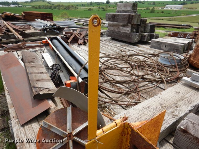 image for item IQ9697 Henderson 96X6XDD end gate spreader