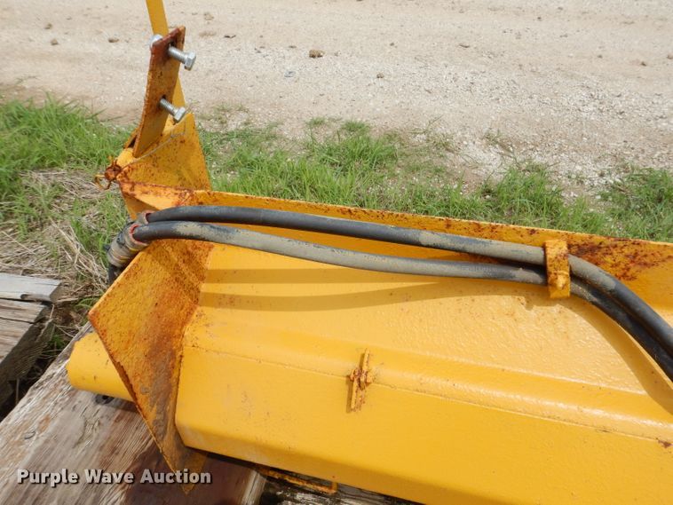 image for item IQ9697 Henderson 96X6XDD end gate spreader