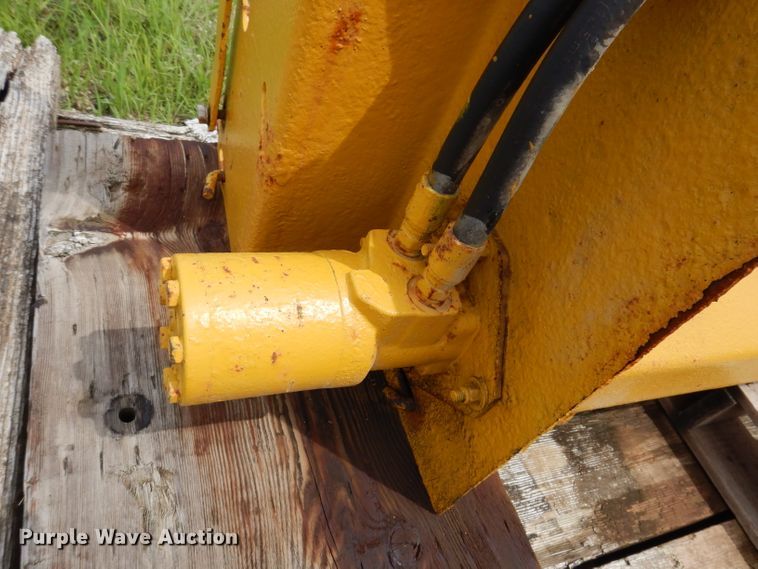 image for item IQ9697 Henderson 96X6XDD end gate spreader