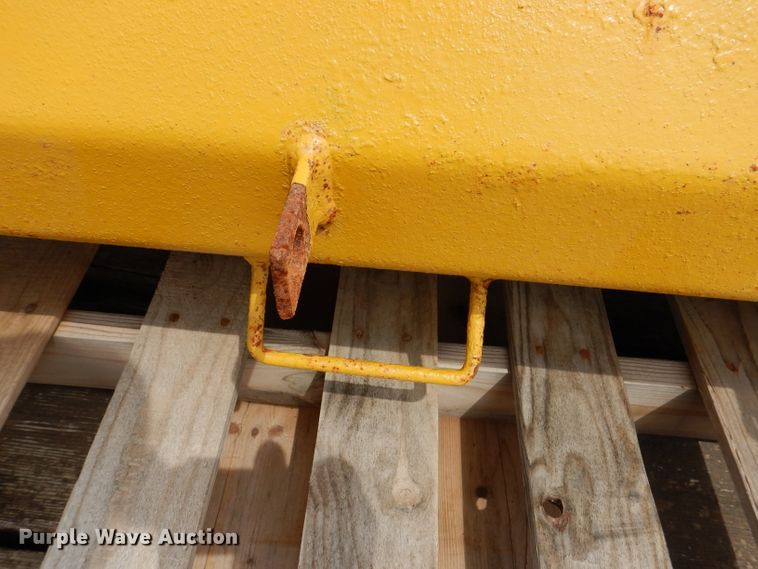 image for item IQ9697 Henderson 96X6XDD end gate spreader