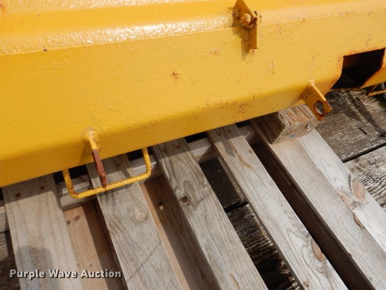 image for item IQ9697 Henderson 96X6XDD end gate spreader