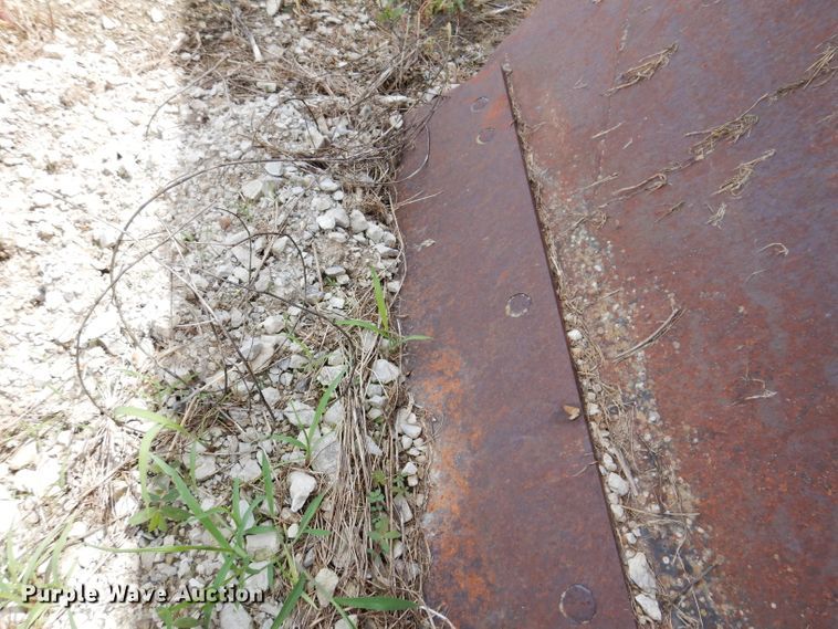 image for item IQ9698 12'10"W V-plow