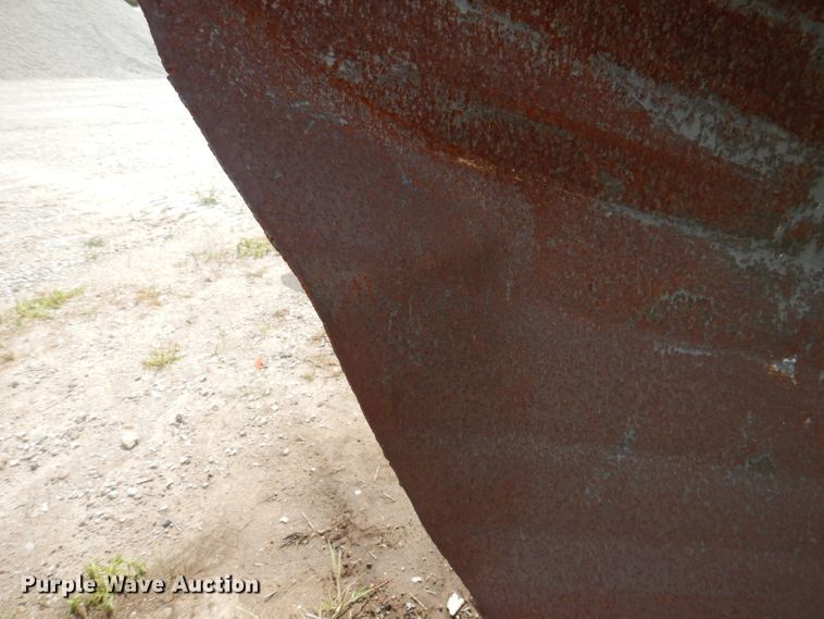 image for item IQ9698 12'10"W V-plow