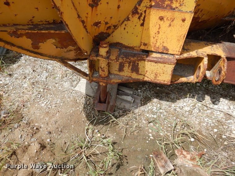 image for item IQ9698 12'10"W V-plow