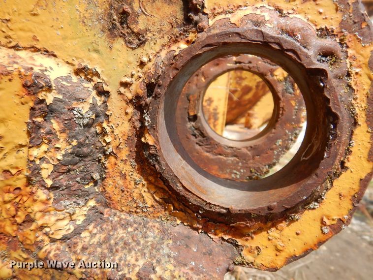 image for item IQ9698 12'10"W V-plow