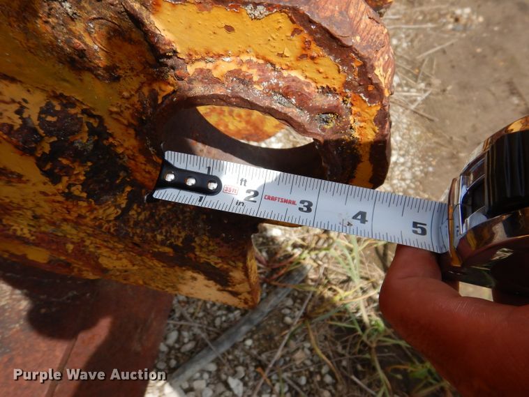 image for item IQ9698 12'10"W V-plow