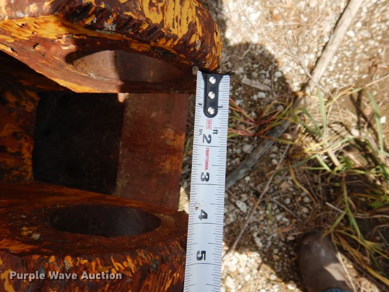 image for item IQ9698 12'10"W V-plow