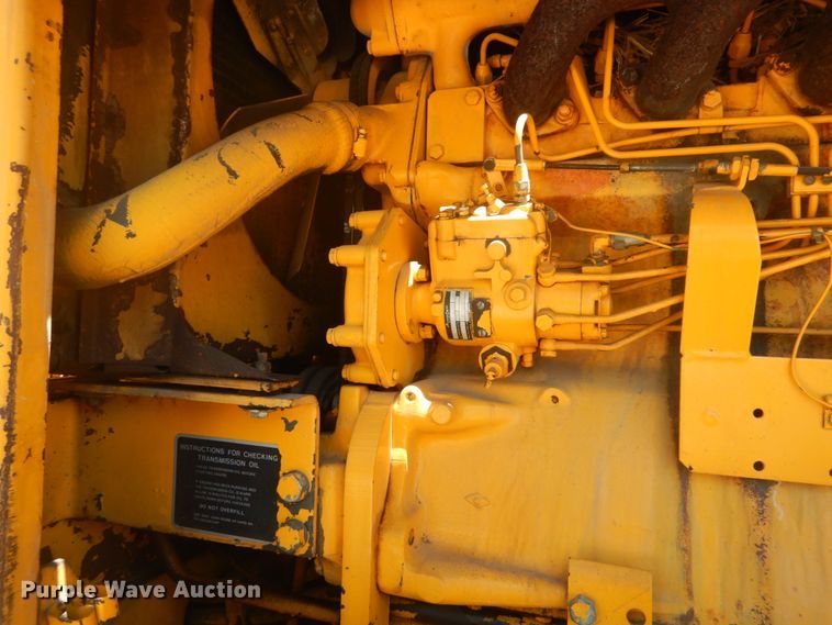 image for item IT9198 1984 John Deere 570A  motor grader