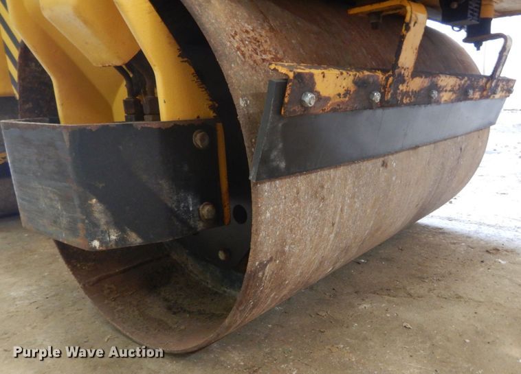 image for item IT9199 1997 Wacker RD880  double drum roller