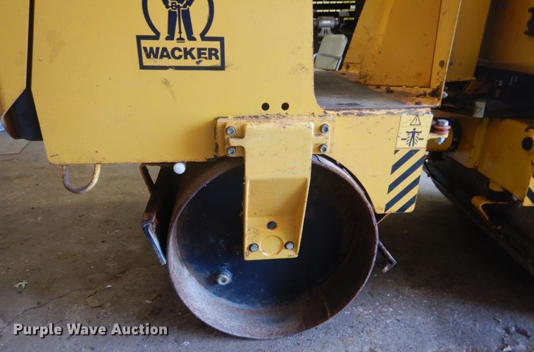 image for item IT9199 1997 Wacker RD880  double drum roller