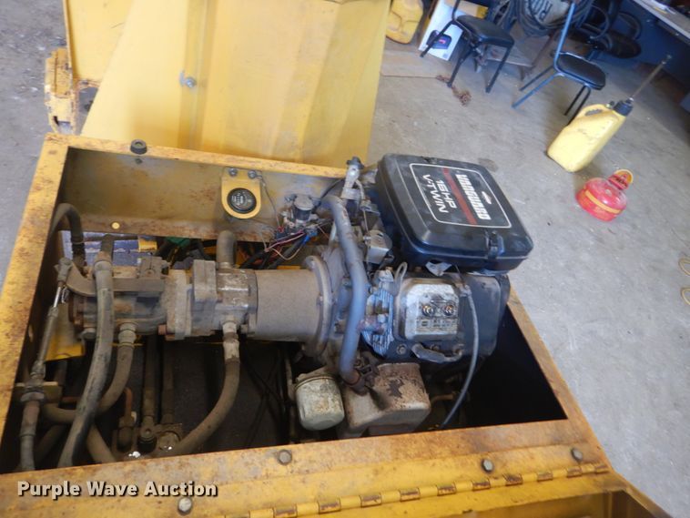 image for item IT9199 1997 Wacker RD880  double drum roller