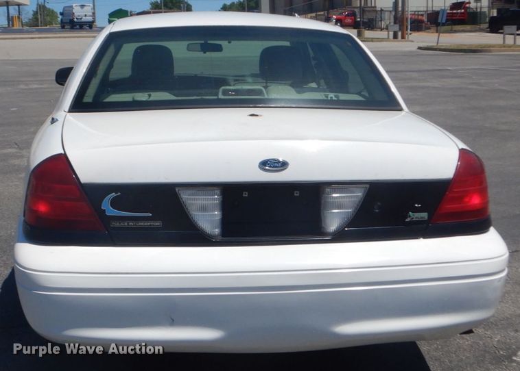 image for item IT9201 2009 Ford Crown Victoria Police Interceptor