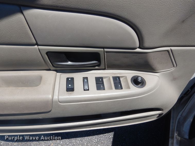 image for item IT9201 2009 Ford Crown Victoria Police Interceptor